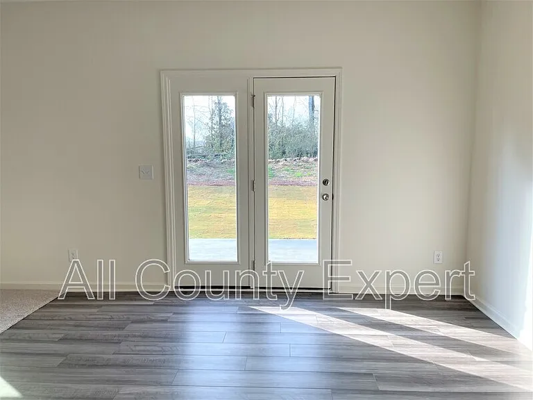 226 San Marino Way — Photo 7