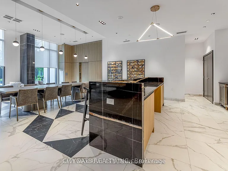 202 Burnhamthorpe Rd E #2101 — Photo 11