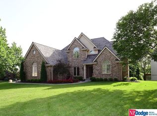 4633 S 166th Cir, Omaha, NE 68135