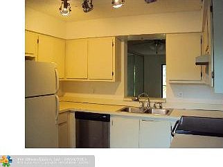 4th image of 2209 S Cypress Bend Dr APT 108