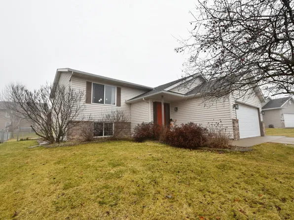822 19th St E, Rochester, MN 55992