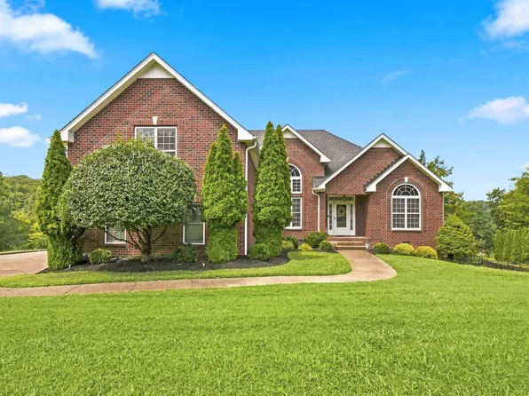 130 Cedar Ridge Ln, Hendersonville, TN 37075