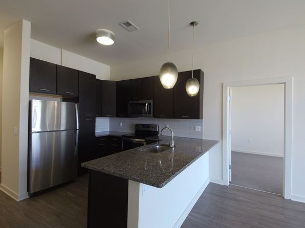 5204 S 76th St #C202