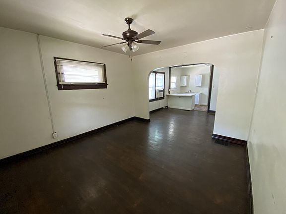 3rd image of 727 N Linwood Ave