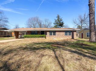 104 Babb Ln, Texarkana, TX 75501