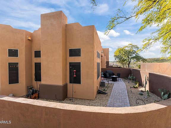 2nd image of 10 NORTHRIDGE Circle #10