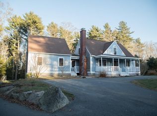 31 Mendall Rd, Acushnet, MA 02743
