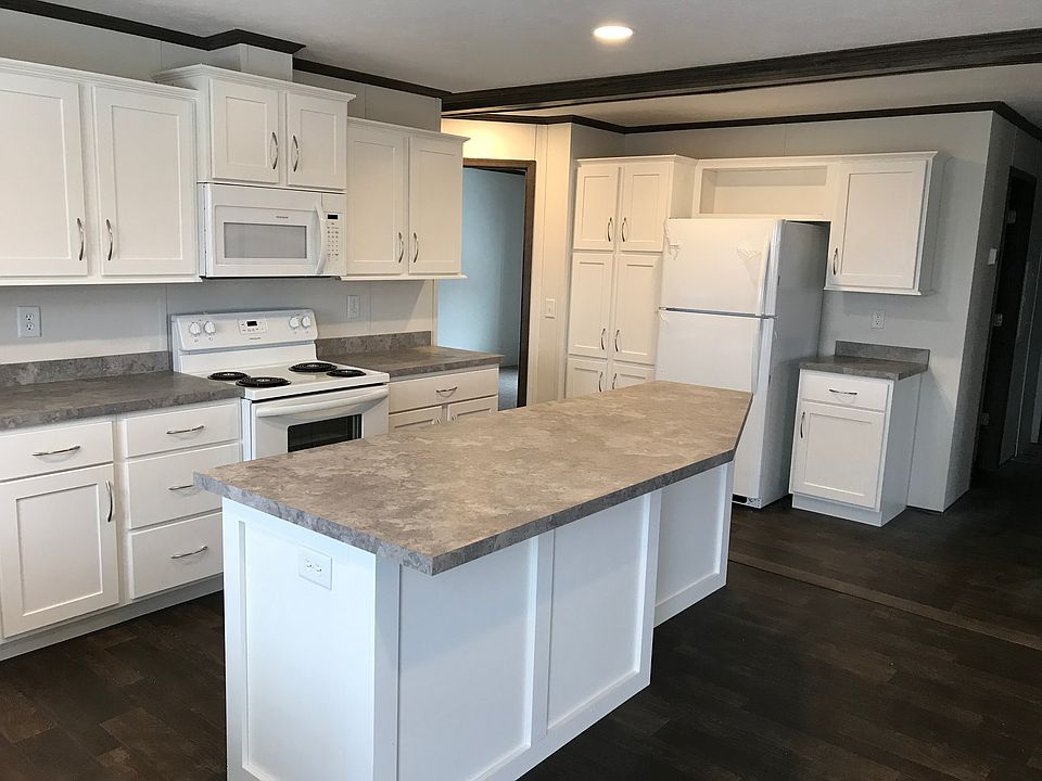 2nd image of 28 High View Dr