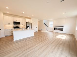 22362 Isla Way, Rogers, MN 55374
