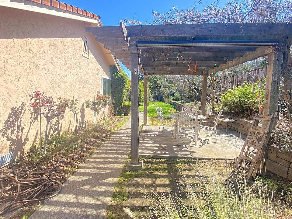 1st image of 22563 Indian Springs Rd