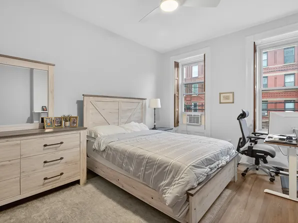 1013 Park Avenue image 6 of 12