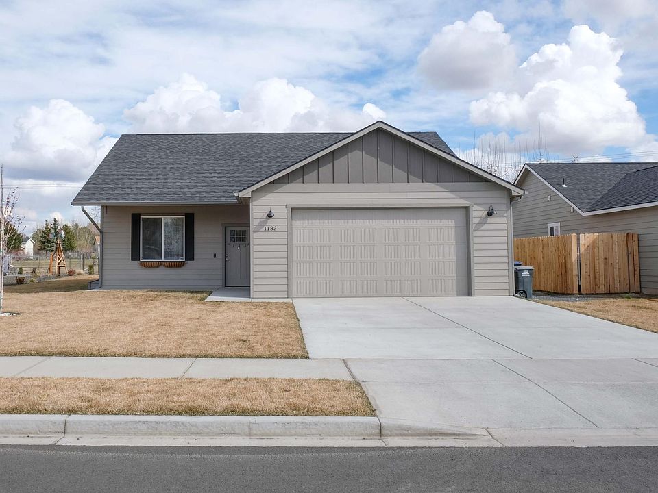 1st image of 1133 S June Dr