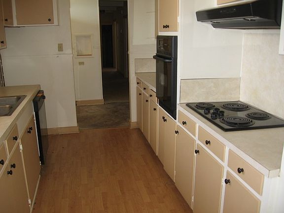 5th image of 102 Piedmont Dr