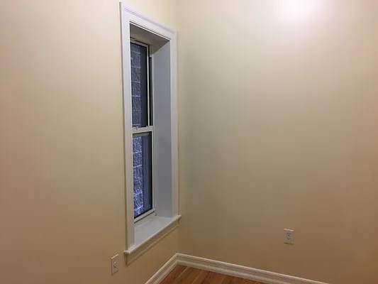 Rented by Premier Metro Realty Corp | media 37