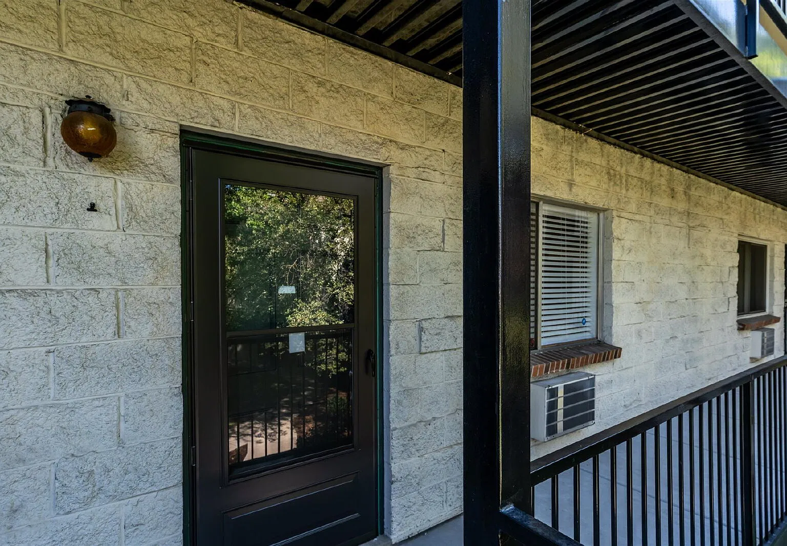 1 bed, 1.0 bath, 533 sqft, $1,150 — Photo 4