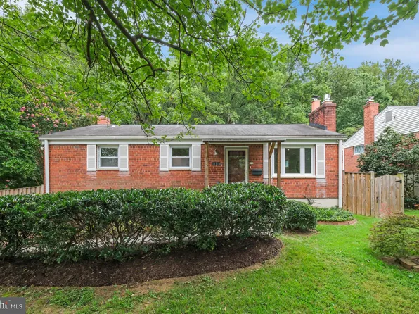 11513 Ashley Dr, Rockville, MD 20852