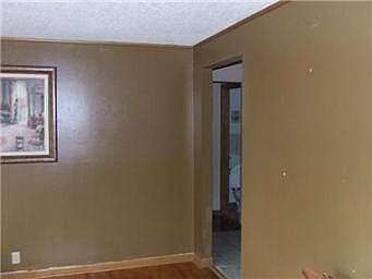 2nd image of 7915 E 57th St