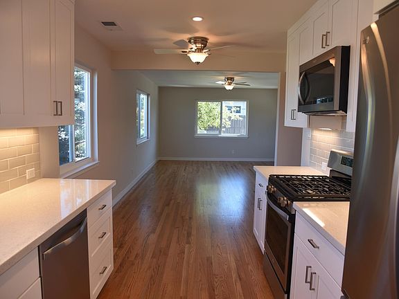 4th image of 3382 McKinley Dr