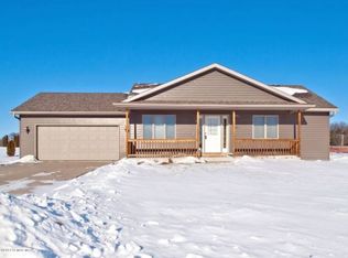 1036 Lone Stone Ct SE, Chatfield, MN 55923