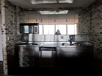 1st image of 330 W Diversey Pkwy APT 2007