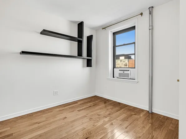 21-05 33rd Street image 5 of 6