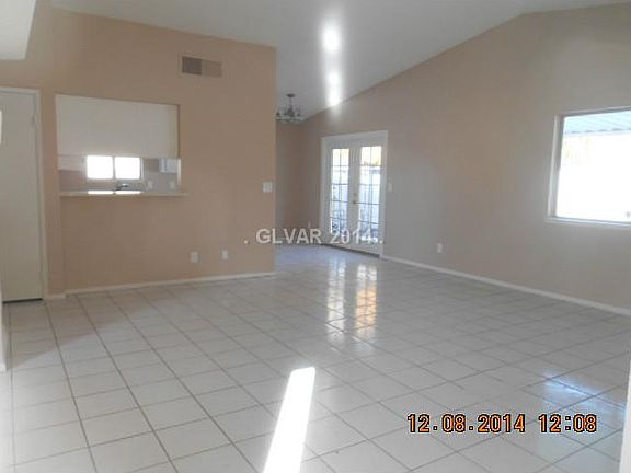 2nd image of 30 Tierra Buena Dr
