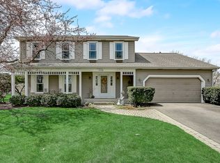 550 Bloomfield Cir, Geneva, IL 60134