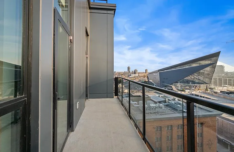 240 Park Avenue — Photo 53