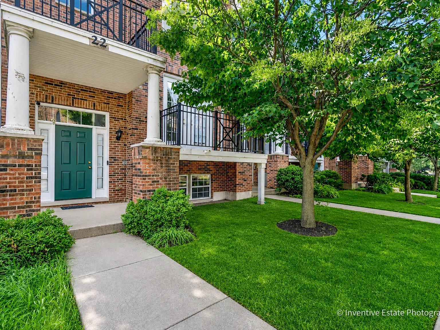3 bed, 1896 sqft, $2,900 — Photo 4