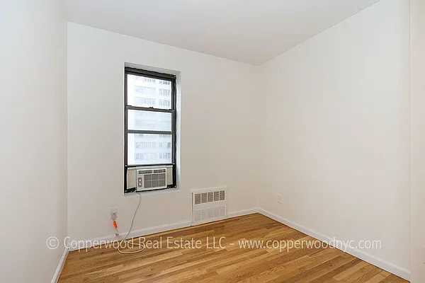 Rented by Copperwood Real Estate | media 20