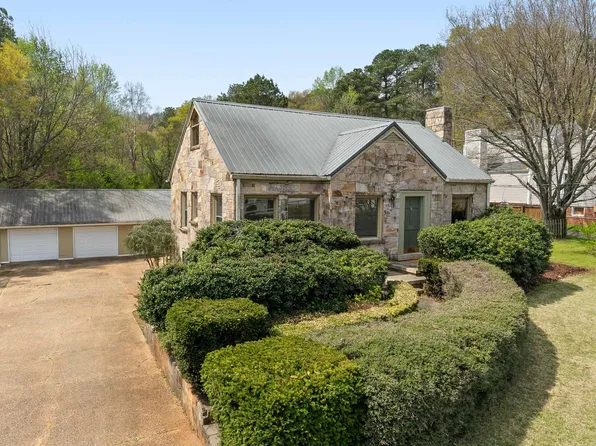 1135 Hueytown Rd, Bessemer, AL 35023