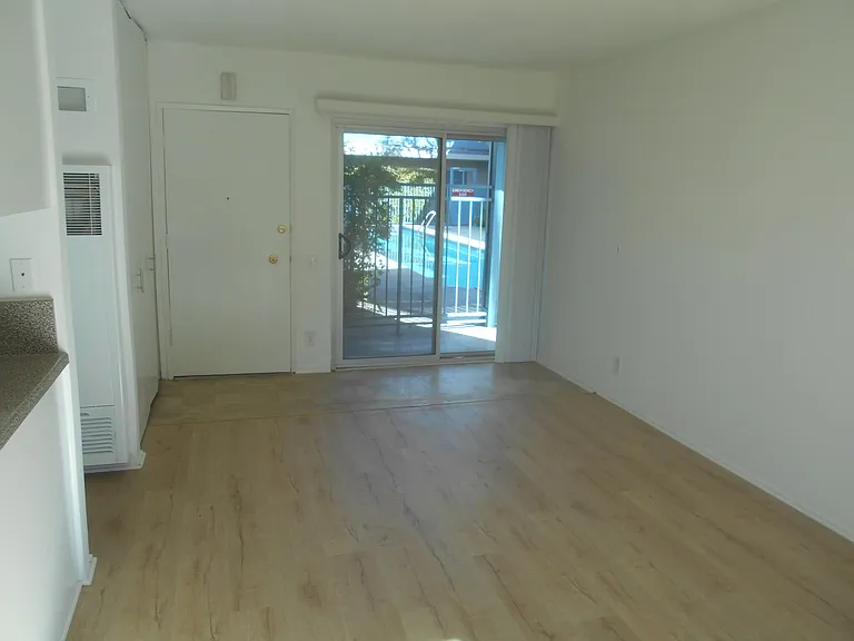 325 Bay Street, Santa Monica, Ca. 90405 — Photo 28