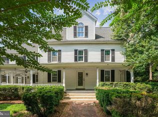 10101 Colvin Run Rd, Great Falls, VA 22066