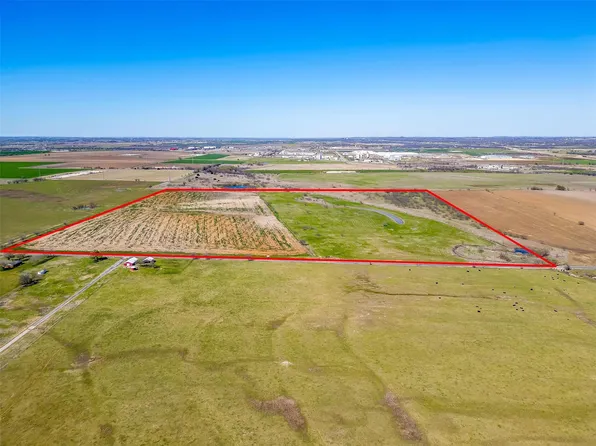 2048 County Road 1125, Cleburne, TX 76033