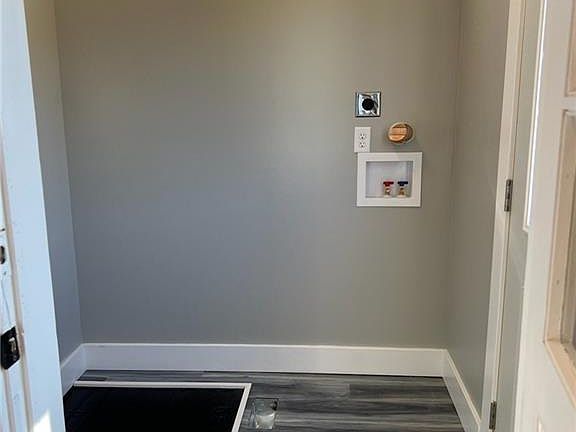 5th image of 213 N 6th St