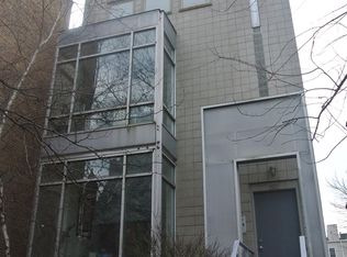 2007 W Evergreen Ave APT 1R, Chicago, IL 60622