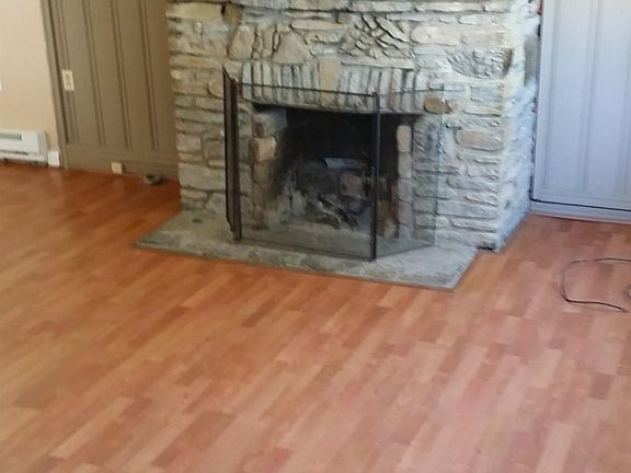 2nd image of 218 Hotel St