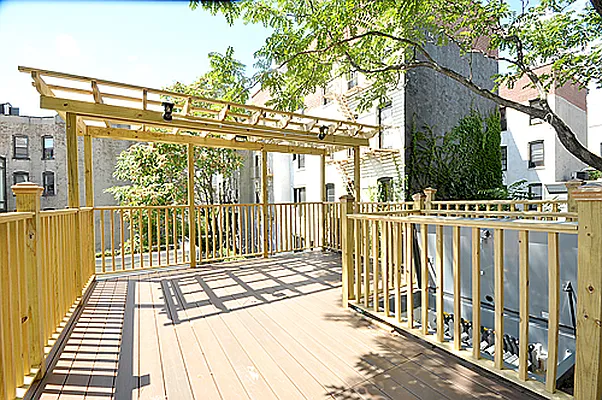 Rented by Leslie J. Garfield | media 100