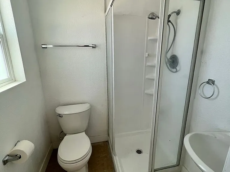 6104 Chia Ave — Photo 16