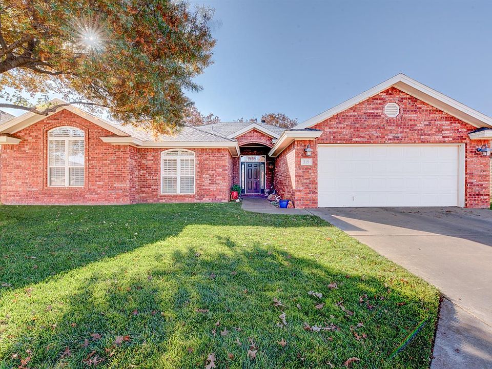1st image of 319 Longhorn St
