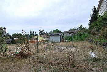 4th image of 1309 May Ave
