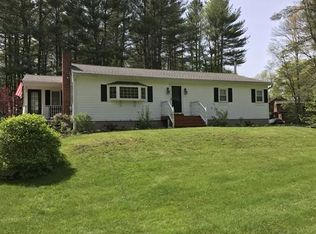 101 Clark Rd, Sturbridge, MA 01518