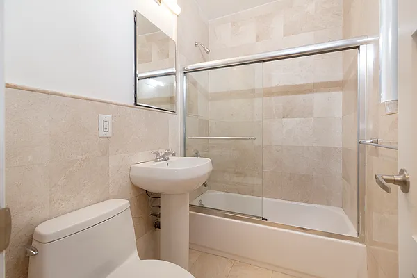 Rented by Siba Management Inc. | media 23