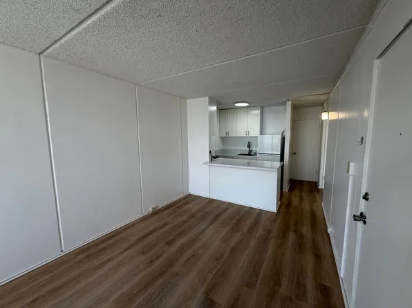 1315 Heulu Street