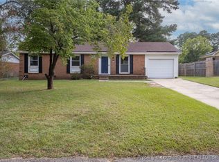 5475 Lazybrook Ct, Fayetteville, NC 28314