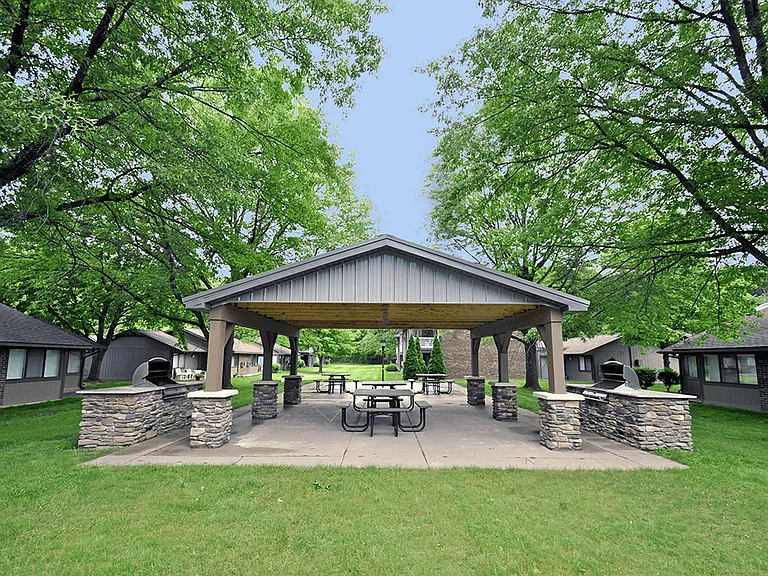 Kitchen Pavilion with Grills