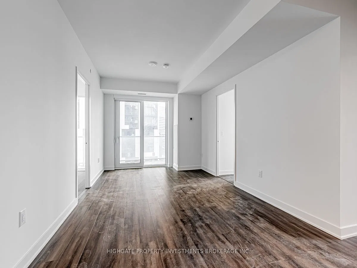 3 bed, $3,799 — Photo 4