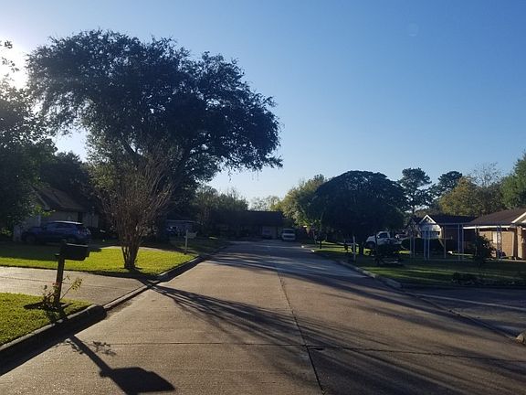 4th image of 5511 Vickita Dr