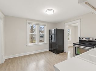 959 Earl St #3, Saint Paul, MN 55106