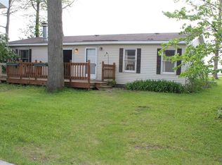 429 S Lakeshore Dr, Lake City, MI 49651